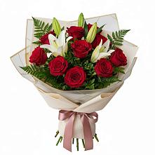 Букет цветов из:  Лилии и Розы в Шмелёнки