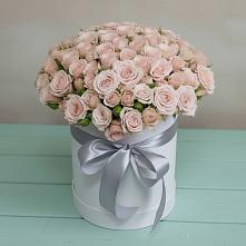 Цветочная композиция из Розы в шляпной коробке в Шмелёнки