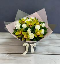 Букет цветов из:  Орхидеи и Розы в Шмелёнки