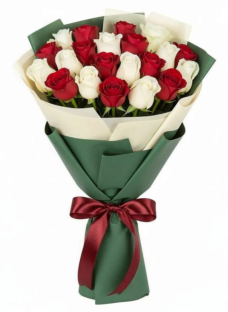 Букет Микс из красных и белых роз в Шмелёнки