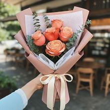 Букет цветов из:  Розы #REPLACE_PRED# Шмелёнки
