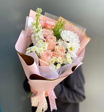 Букет цветов из:  Хризантемы и Розы в Шмелёнки
