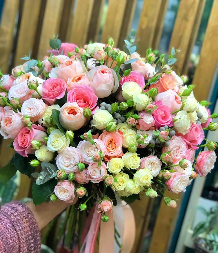 Букет цветов из: Розы в Шмелёнки