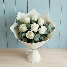Букет Белые розы в Эвкалипте в Шмелёнки