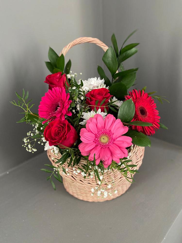 Цветочная композиция из Розы, Хризантемы и Герберы в корзине в Шмелёнки