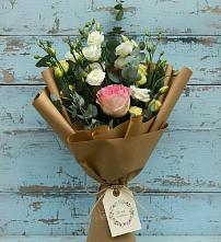 Букет цветов из:  Розы и Лизиантусы в Шмелёнки